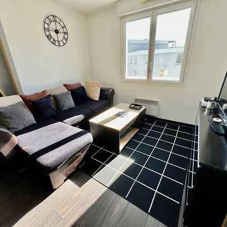 Le Saint-eloi Lägenhet